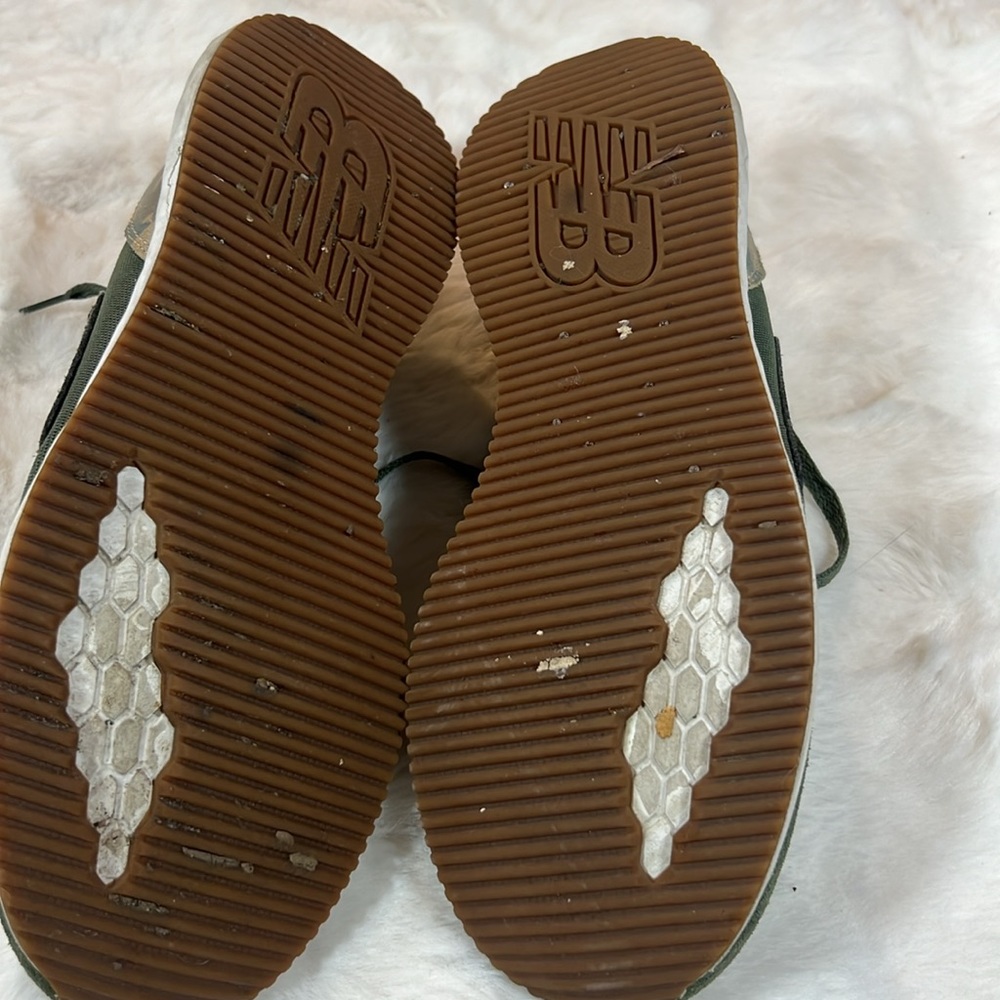 New Balance Women’s Fresh Foam - Picture 7 of 7